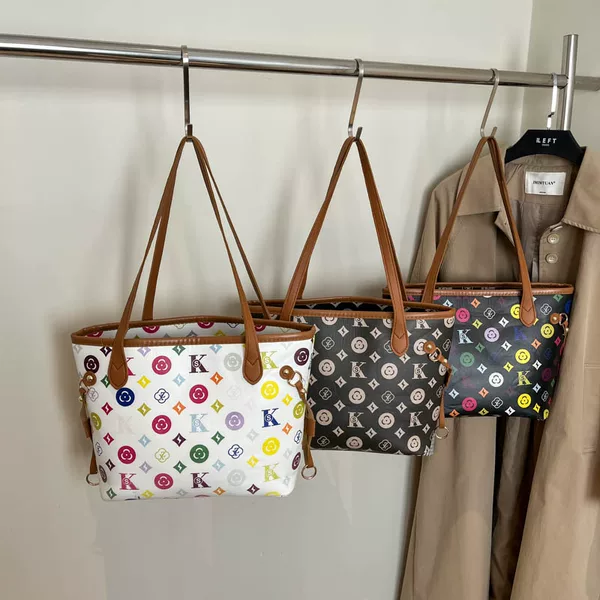 Printed Letters 2026 New Style Printed Retro Large-Capacity Casual Fashion Stylish Textured Single-Shoulder Underarm Tote Bag