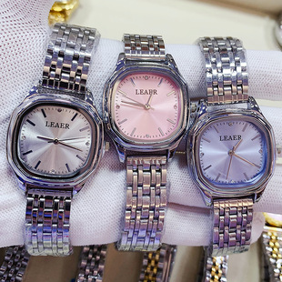 LEAER�ֱ�ŮʿС���P���κ��s�l�Ů������С���PʯӢ������ֱ��