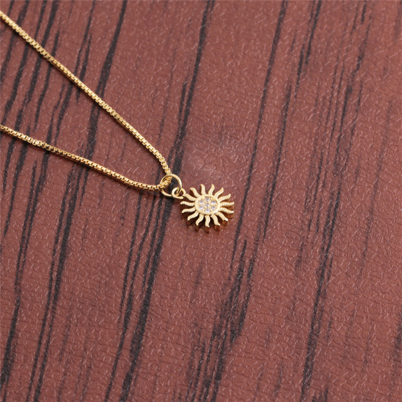fashion simple moon star pendant gold micro-inlaid zircon necklace