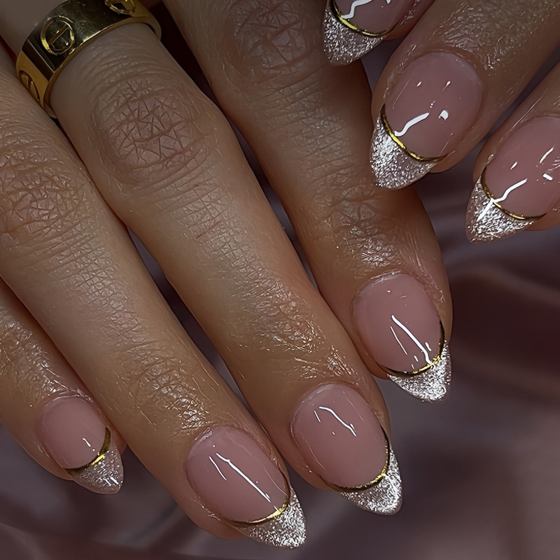 Cross-Border Almond Nails Classic Versatile Shiny Glitter Fake Nails Glossy Glossy Gold Striped French Wear Nails Cross-Border Almond Nails Classic Versatile Shiny Glitter Fake Nails Glossy Glossy Gold Striped French Wear Nails