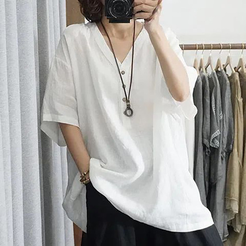 Art Deco Retro Loose Casual Commuting Personality V-neck Top Summer New Arrival Muscle Hiding Half Button Design Women