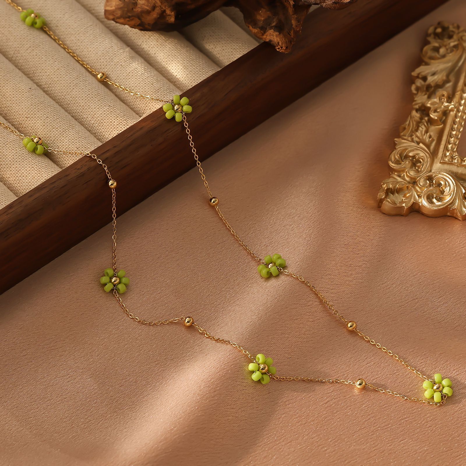 10g Weight Necklace Classification Titanium Steel Chain Material cable chain Chain Type 1 Piece Quantity Holiday, Daily Occasion Titanium Steel Material Flower Pattern All Seasons Season Women's Gender Plating Design Simple Style Style Wholesale Jewelry Simple Style Flower Titanium Steel Plating Necklace Cable Chain 14