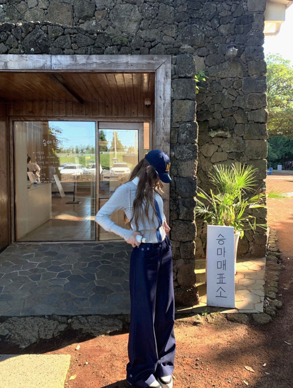 【西太*】复古假两件针织衫刺绣毛针织衫拼接设计有层次韩版慵懒|undefined