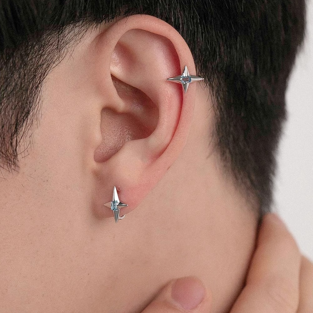 Ear cuff a forma di stella a quattro punte con zircone blu_voghion.com