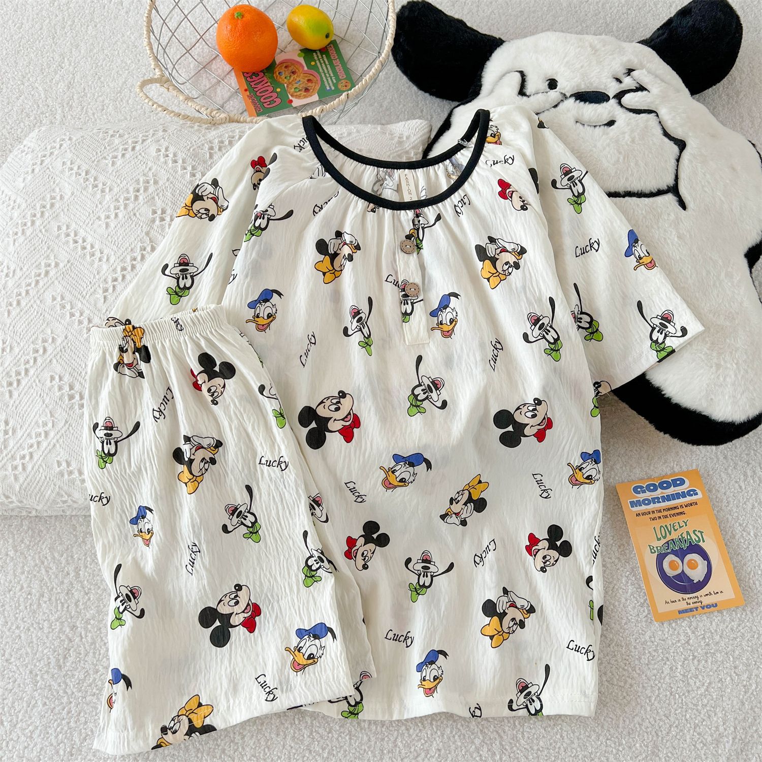 Venta al por mayor transfronteriza verano nuevos pijamas pantalones cortos de manga corta para mujer botones cuello redondo nube algodón lindo dibujos animados impresión de anime