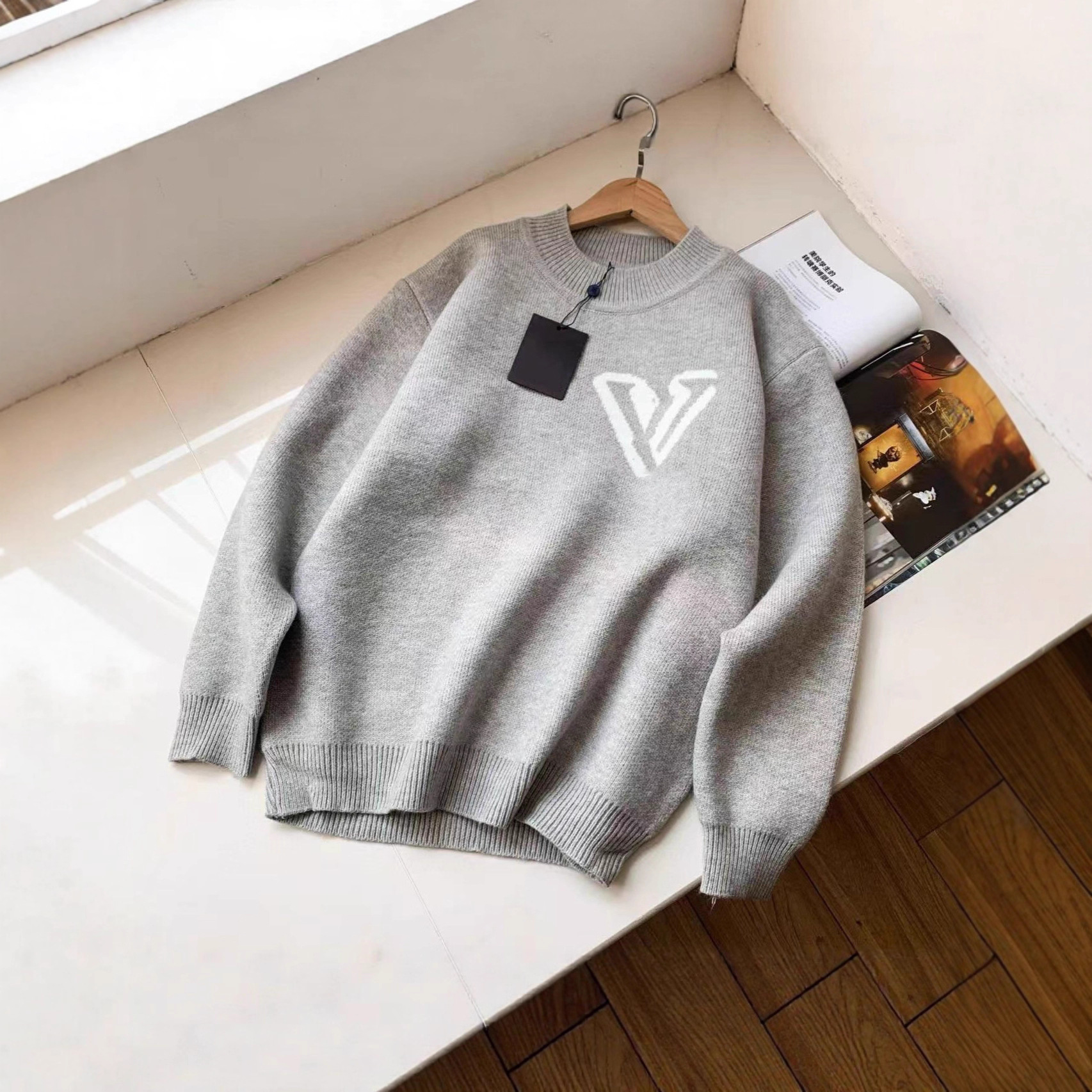 Big Brand Lujia Ski Series Intarsia Round Neck Floral Logo Men's and Women's Dalang Knitwear Bottoming Knitwear