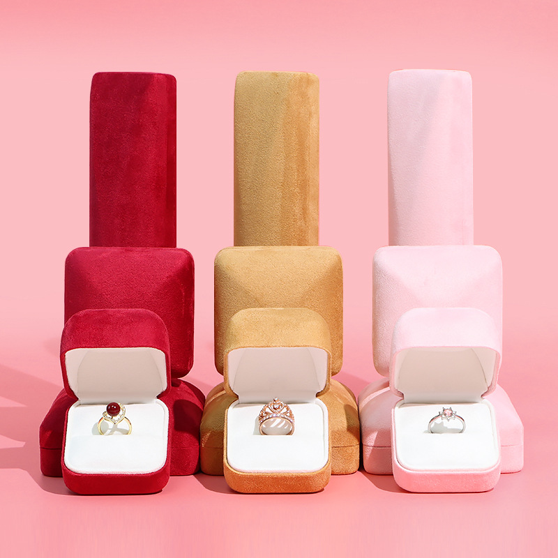 跨境新品高级超纤绒铁制首饰盒戒指盒多边形吊坠盒手镯手链包装盒
