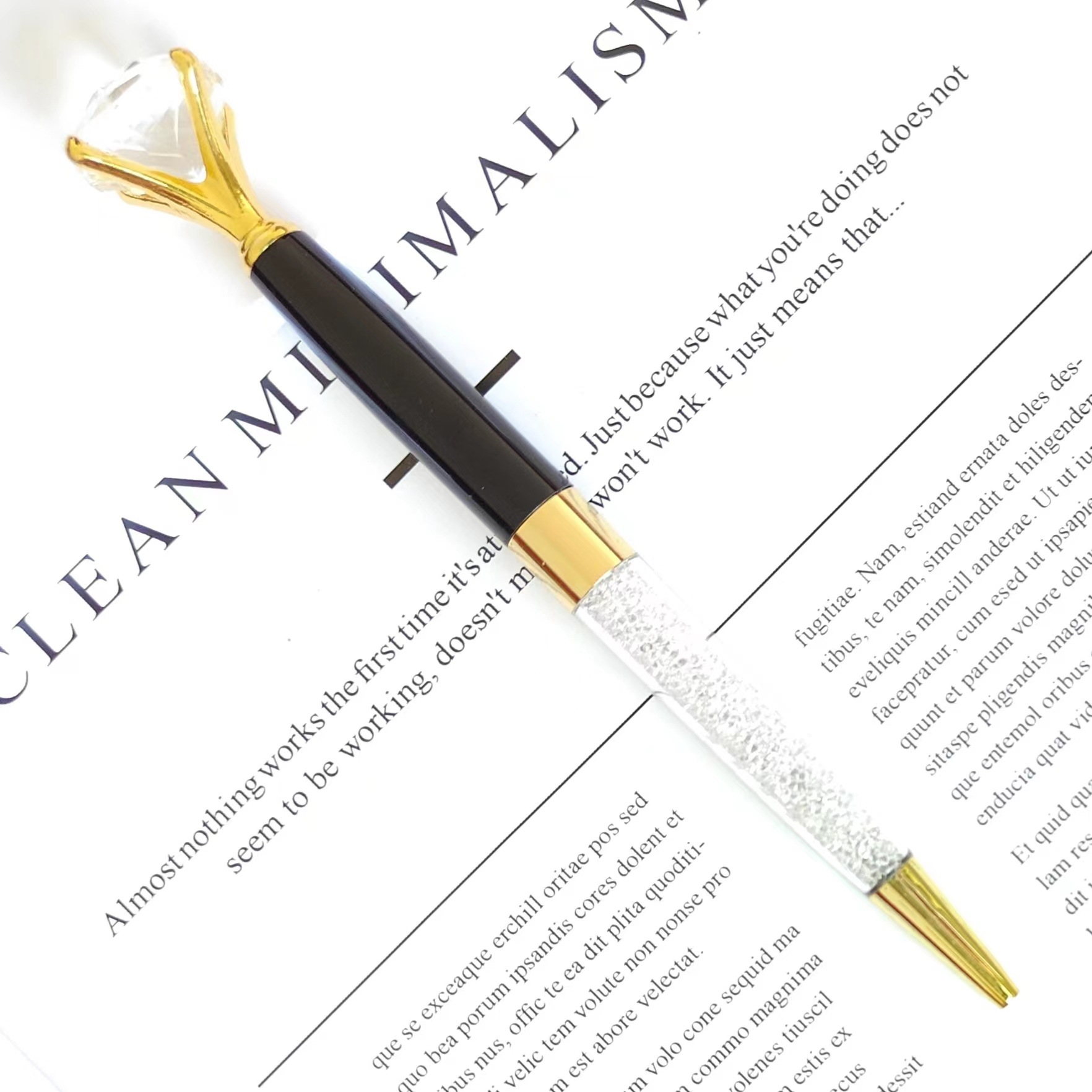 Black imitation gold claws