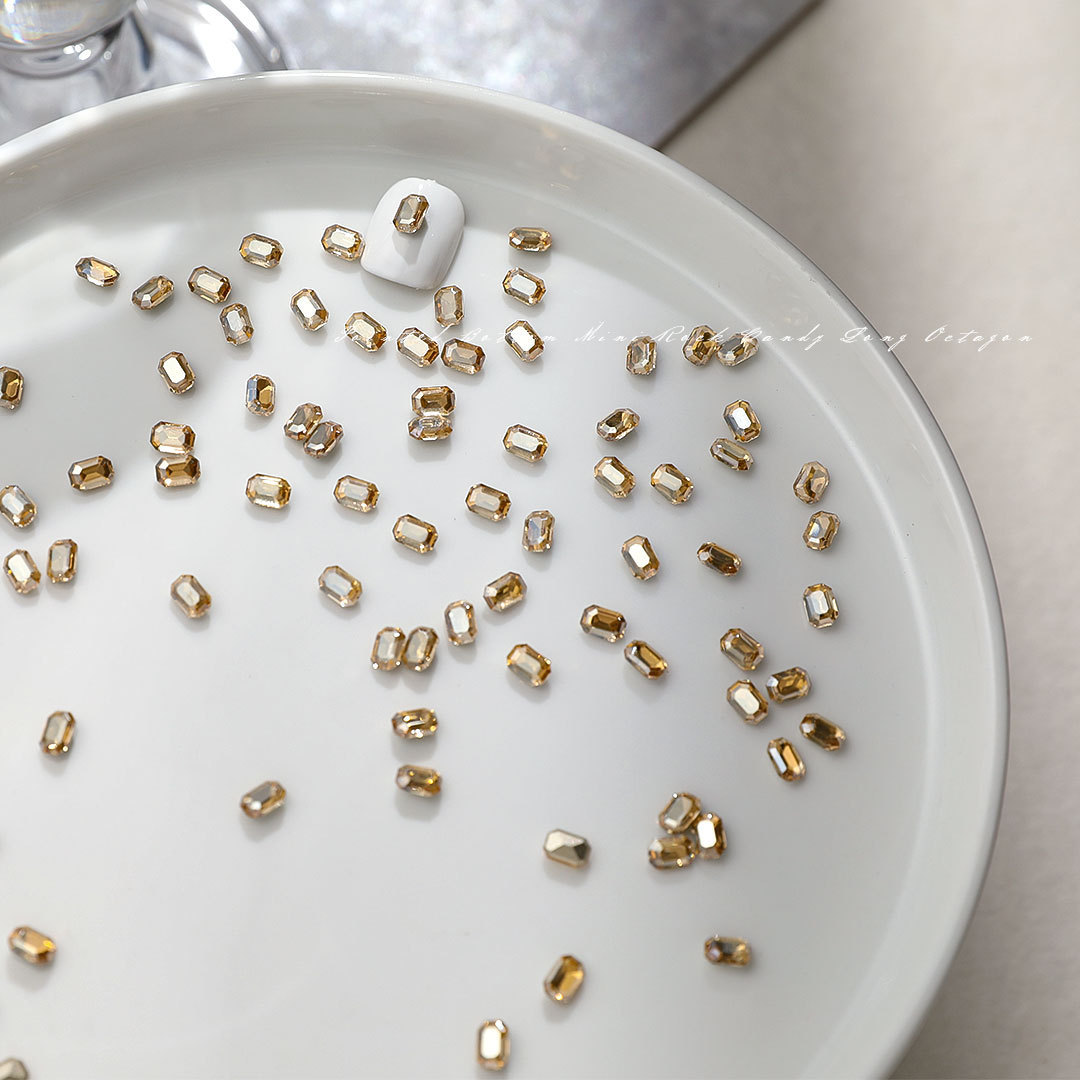 A4-36-03 샴페인 미니스타 아니스 4*6mm