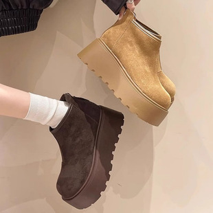 European non-slip warm snow boots women's 2024 autumn and winter new 7CM thick-soled fashion versatile temperament short boots