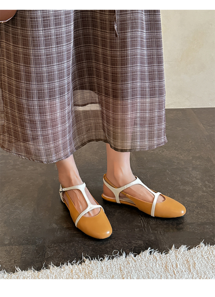 Sandal nữ quai chữ T bít mũi đế bệt da bò phối màu phong cách Hàn — màu nâu chi tiết 4
