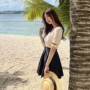 韩国少女撞色显瘦泳衣