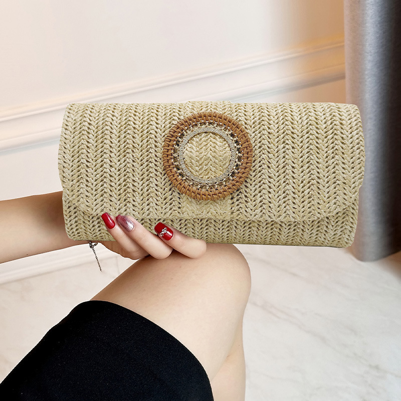 2025 Cross-Border Women's Fashionable Summer Beach Straw Clutch Suitable as a Evening Bag for Formal Occasions
