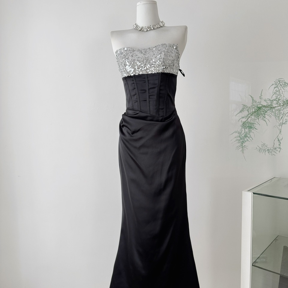 Cross-Border High-End Evening Dress Women's Heavy-Duty Sparkling Rhinestone Tube Top Dress Pleated Slimming Long Skirt