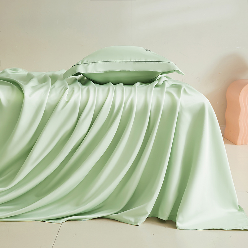 Sábana fresca de color puro, una sola pieza, colcha de hielo para dos personas, funda de almohada individual, dormitorio de estudiantes, traje de tres piezas, verano, seda no tangsi