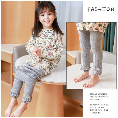 Autumn and winter plus velvet girls' leggings cotton children's thickened one-piece velvet large PP pants baby pantyhose nine-point lace