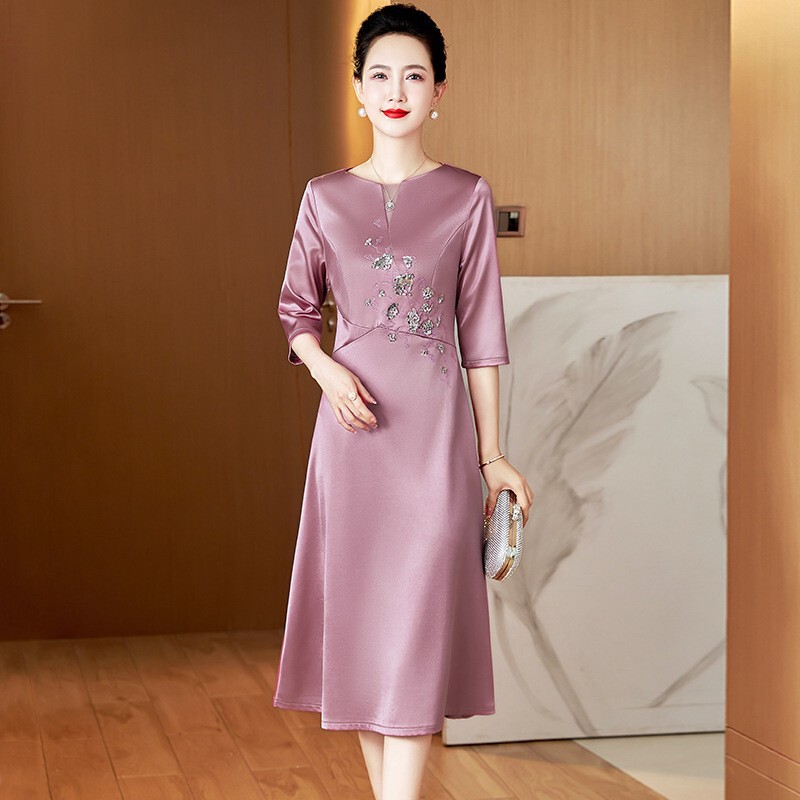 High-end elegant wedding dress for mothers in spring and autumn, youthful and slim-fitting, elegant evening gown for mother-in-law High-end elegant wedding dress for mothers in spring and autumn, youthful and slim-fitting, elegant evening gown for mother-in-law