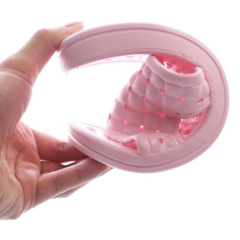 Factory wholesale couple sandals and slippers hollow filter bathroom home shoes men and women indoor soft bottom slippers