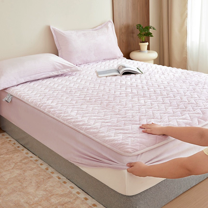 Quilted sheet, mattress, dustproof protective cover, bedspread