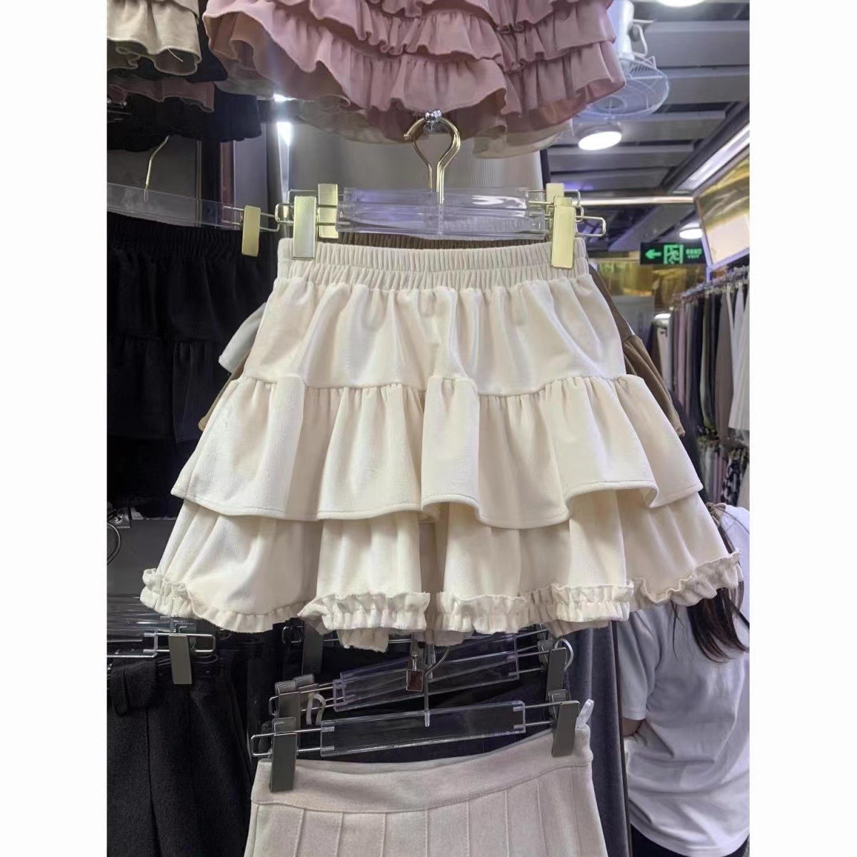 306 # Cute Sweet and Spicy Solid Color 2024 Double-Layer Wooden Ear Lotus Elastic Waist Easiest for Match Anti-Exposure Short Skirt