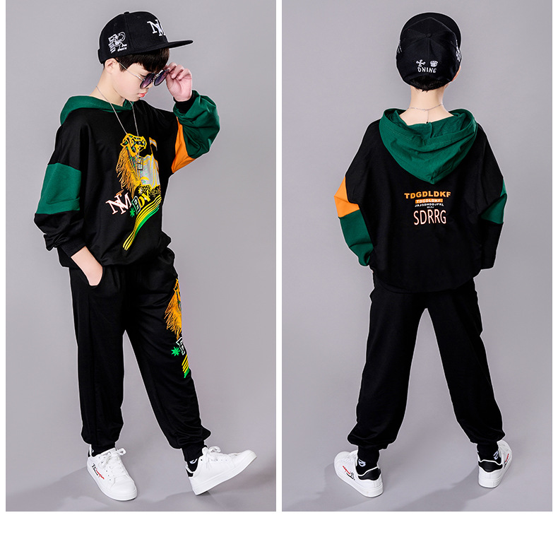 Barnas uformelle høst 2023 ny koreansk versjon av guttegenser med hettegenser, stort sportssett i to deler for barn_voghion.com