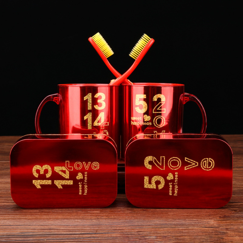 Batch Wholesalers of Acrylic New Couple's Tooth Cups, Bridesmaid Companionship Laser Soap Boxes and Mouthwash Cups, a Pair