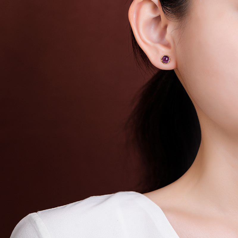 Bông tai bạc S925 đính đá thạch anh tím cắt cạnh hình học hạt tròn — Một cặp