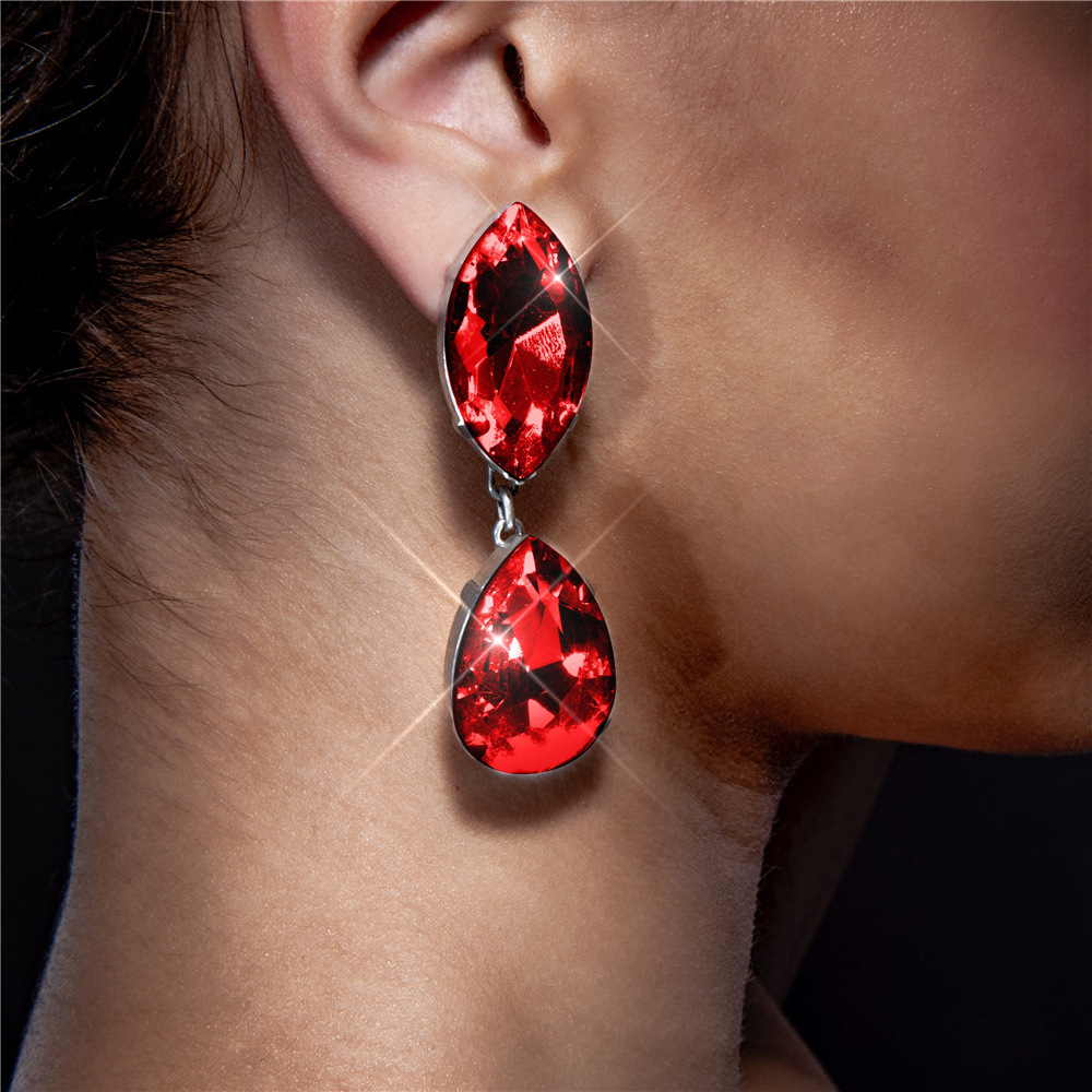 brand fashionable shiny red crystal pendant