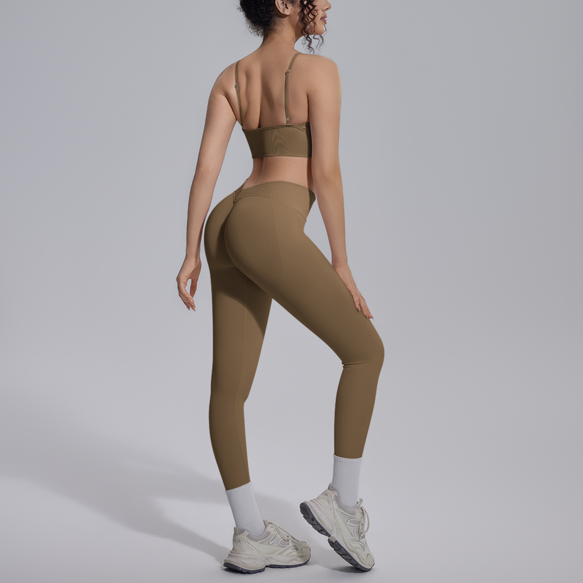 Nuevo cross-border sin costuras color sólido apretado transpirable y elástico yoga conjunto de cuatro piezas de ejercicio ejercicio ejercicio ejercicio yoga conjunto
