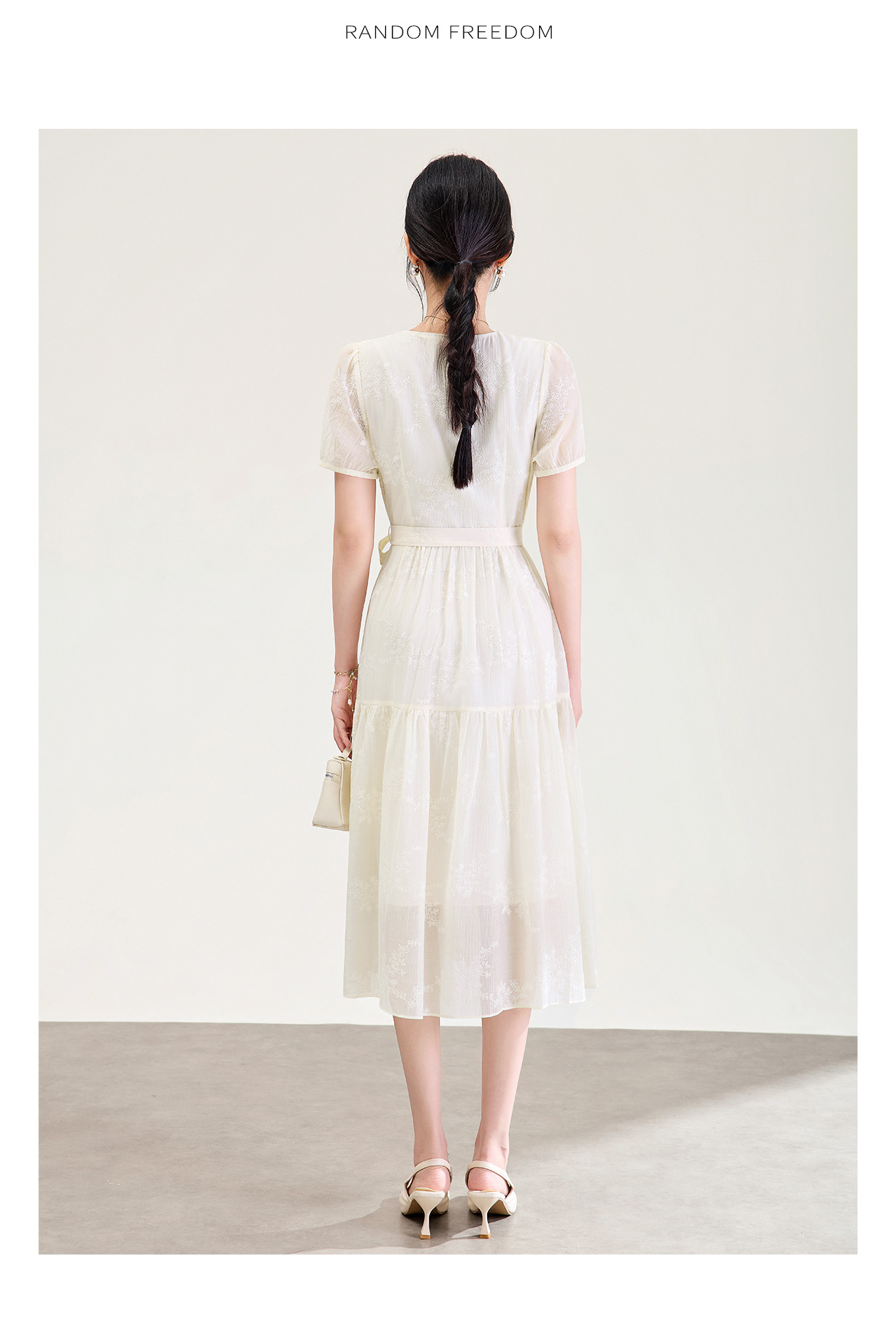Váy maxi thêu hoa tay ngắn chất liệu tencel mềm mại — màu đen chi tiết 15