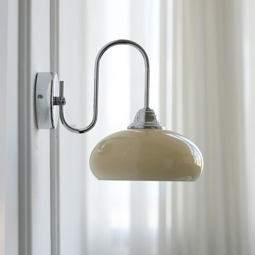 Medieval Bauhaus wall lamp French cream style warm and romantic minimalist corridor living room bedroom bedside LED wall lamp