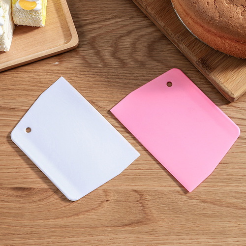 Set of 3 Large Plastic Spatulas Baking Tools: Cream Frosting Spatula, Plastic Trapezoid Scraper, Thick Cutting Knife