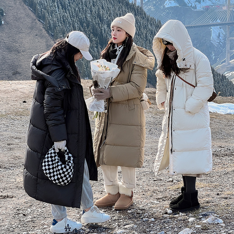 Chaqueta de algodón de pluma larga para mujeres 2025 invierno nueva chaqueta de algodón explosivo sobre la rodilla gruesa chaqueta de algodón negro de tamaño grande image 1