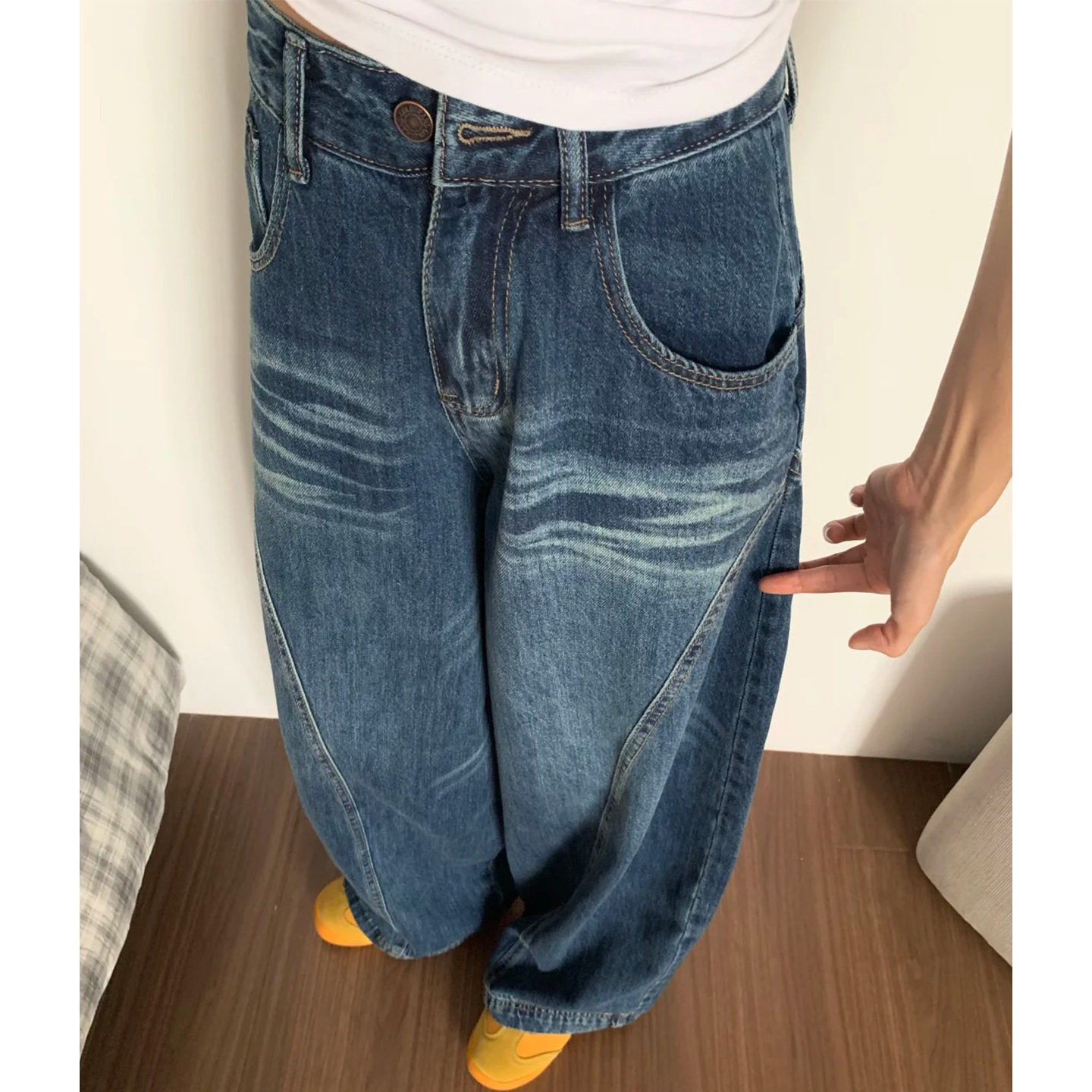 美式复古弯刀牛仔裤女秋季新款高腰宽松梨形身材显瘦镰刀裤阔腿裤