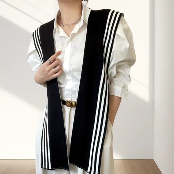 Black and White Striped Knitted Shawl for Women 2025 New Style Outerwear for Autumn and Winter Trendy Shirt Fake Collar 03