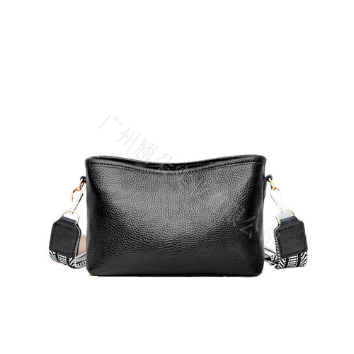 Women's Bag with Wide Shoulder Strap, Crossbody Small Square Bag, Single Shoulder Bag, Soft Leather, Versatile Bag, Trendy Small Bag, Supports One Piece Dropshipping