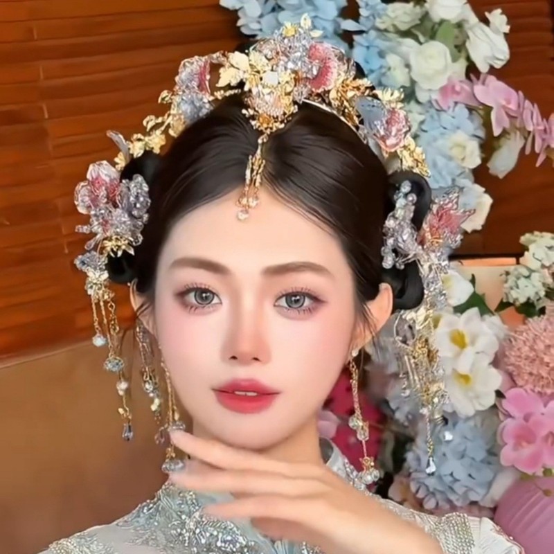 ヘラの人気のハイエンド年齢軽減レトロ中国風の結婚式のクリスタルヘアピンセット豪華な花嫁の結婚式の秀和頭飾り|undefined