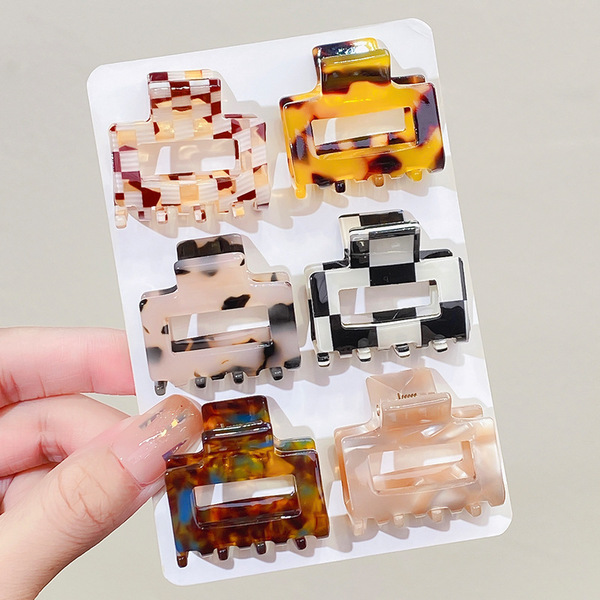 New square cubic acid grabbing the back of the back of the head half…