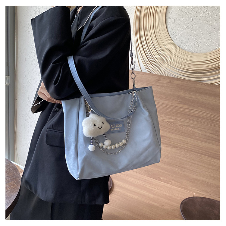Large-capacity work commuting bag for women, new autumn 2024, versatile and fashionable beaded chain single-shoulder bag tote bag undefined