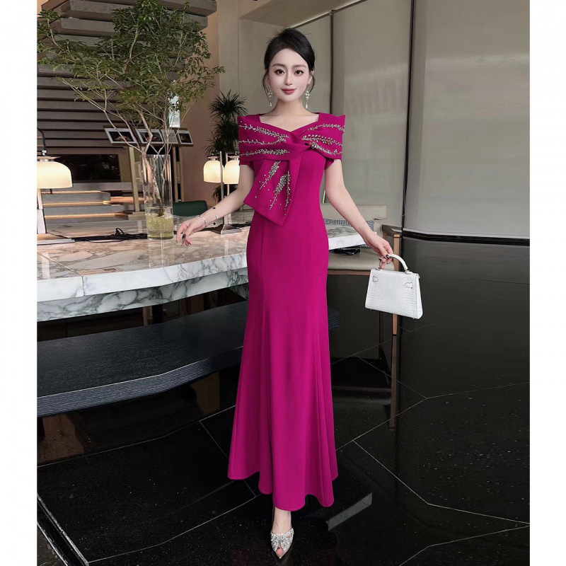 Luxurious High-End Wedding Dress for Young Brides, Mother-In-Law, and Bride, Long Evening Gown for Summer Luxurious High-End Wedding Dress for Young Brides, Mother-In-Law, and Bride, Long Evening Gown for Summer