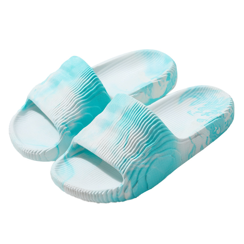 Zapatillas antideslizantes para parejas zapatillas de moda para hombres de verano nuevo hogar para mujer cómodas chanclas antideslizantes al por mayor