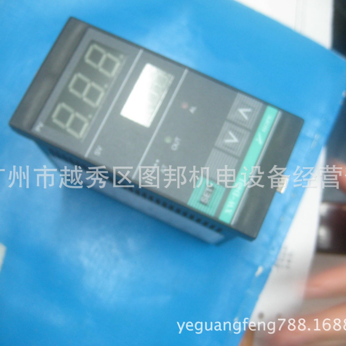 温控XW-D401-H81AJ01