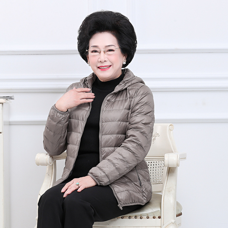 New High-End Lightweight down Jacket for Middle-Aged and Elderly Mothers Plus Size Hooded Autumn and Winter Short Young Jacket