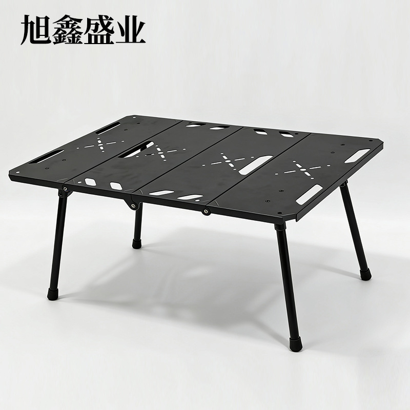 四折叠户外桌子便携式露营喝茶烧烤多功能超轻量黑化风战术桌批发