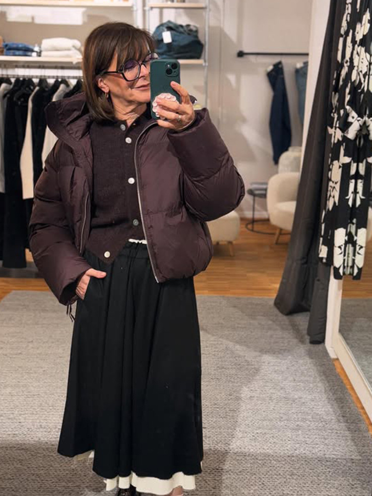 La versión coreana de los niños de color sólido de la chaqueta de algodón con cremallera de cuello vertical para mujeres 2025 invierno nuevo estilo transfronterizo de Europa y América image 4