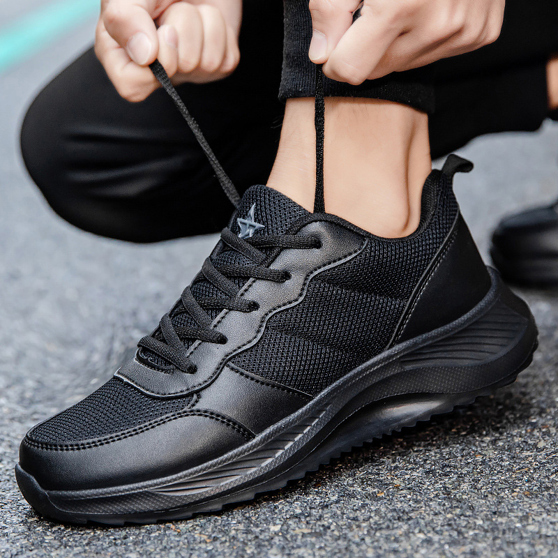 Breathable shock-absorbing black running sneakers