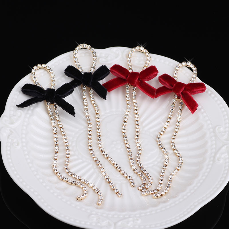 Cute elegant fashionable earrings with bow