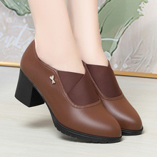 �r�І�Ь��ڱ�����|ŮЬ�ɾo���꼃ɫ�ٴ��ܛ��ܛ��СƤЬ����