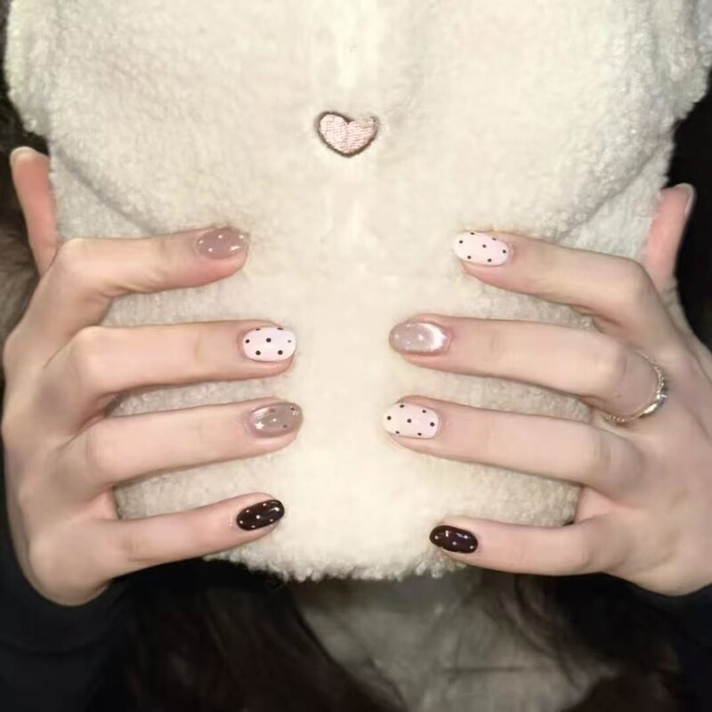 Korean-style short pink polka dot cat-eye nail tips, pure and desirable, high-end nail art nail tips, nail stickers wholesale Korean-style short pink polka dot cat-eye nail tips, pure and desirable, high-end nail art nail tips, nail stickers wholesale