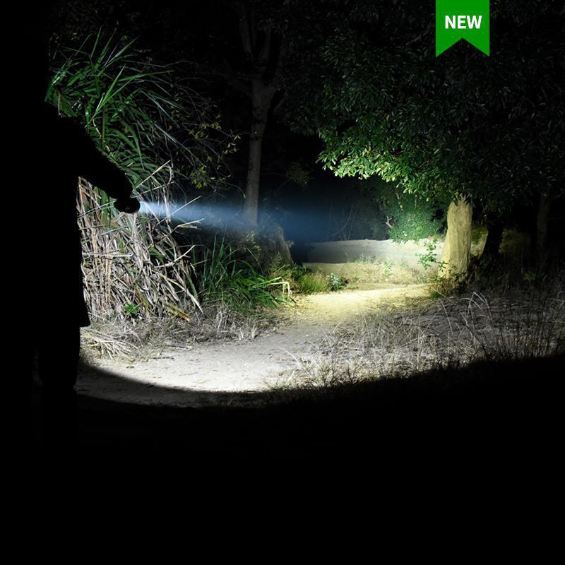 Linterna fuerte luz de carga al aire libre de alta potencia súper brillante hogar de largo alcance iluminación LED reflector portátil con luz lateral
